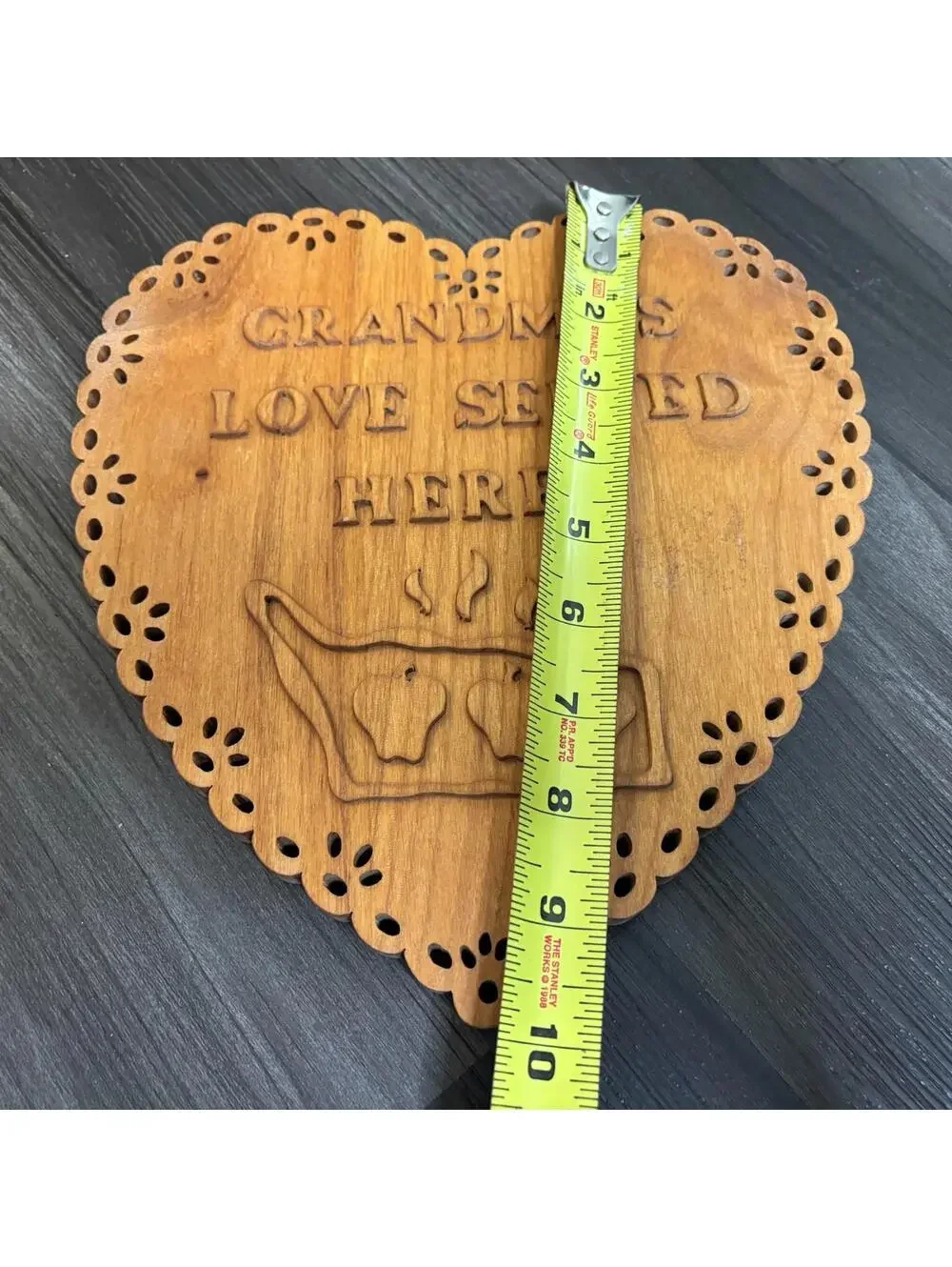 Solid Wood Crafted Triven Grandma Wood Kitchen Decor Apple Pie Heart 9